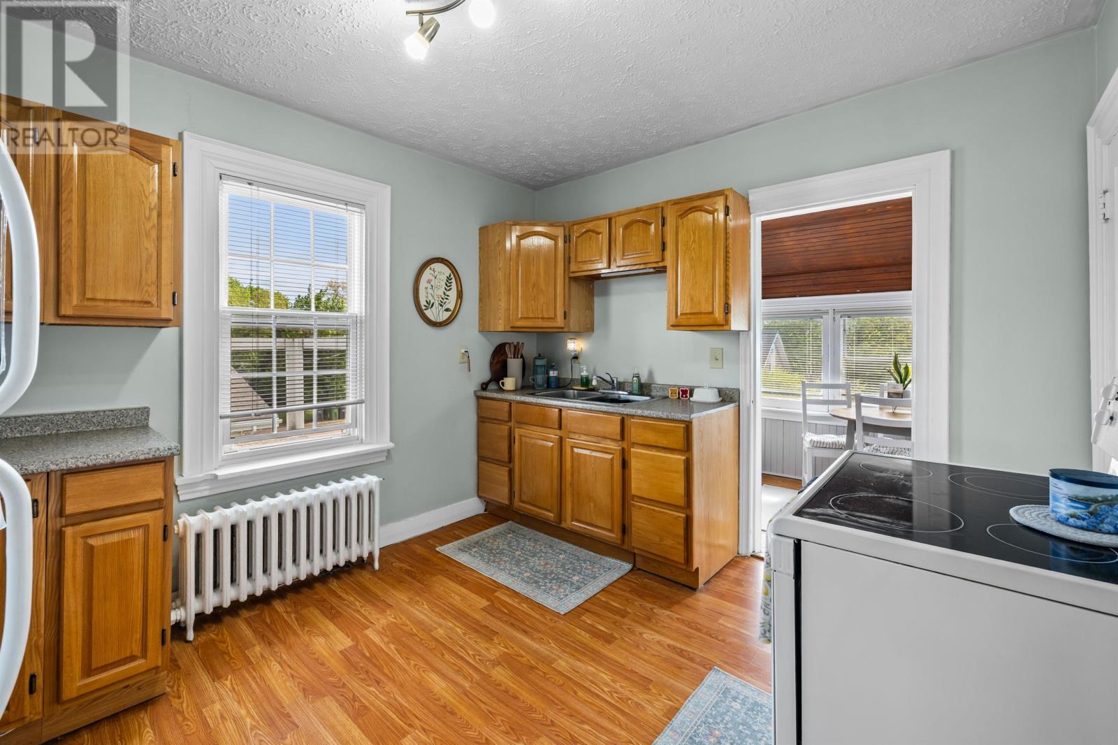 193 Granville Street - 9
