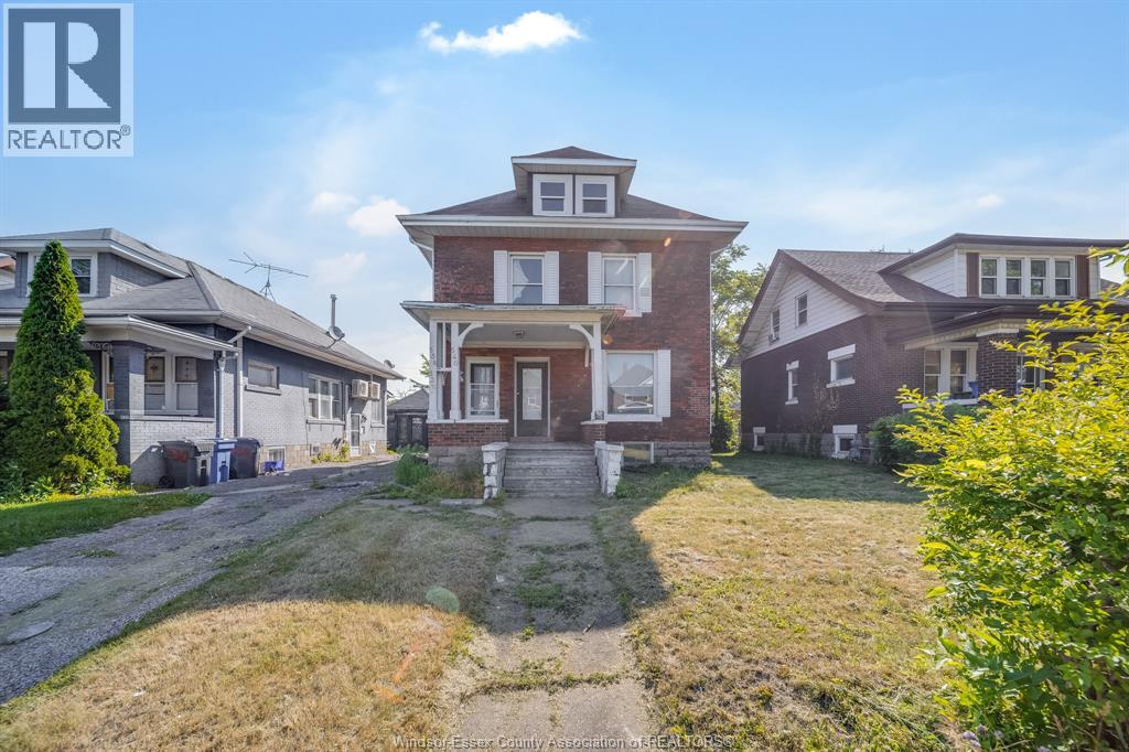 540 CAMPBELL AVENUE - 14