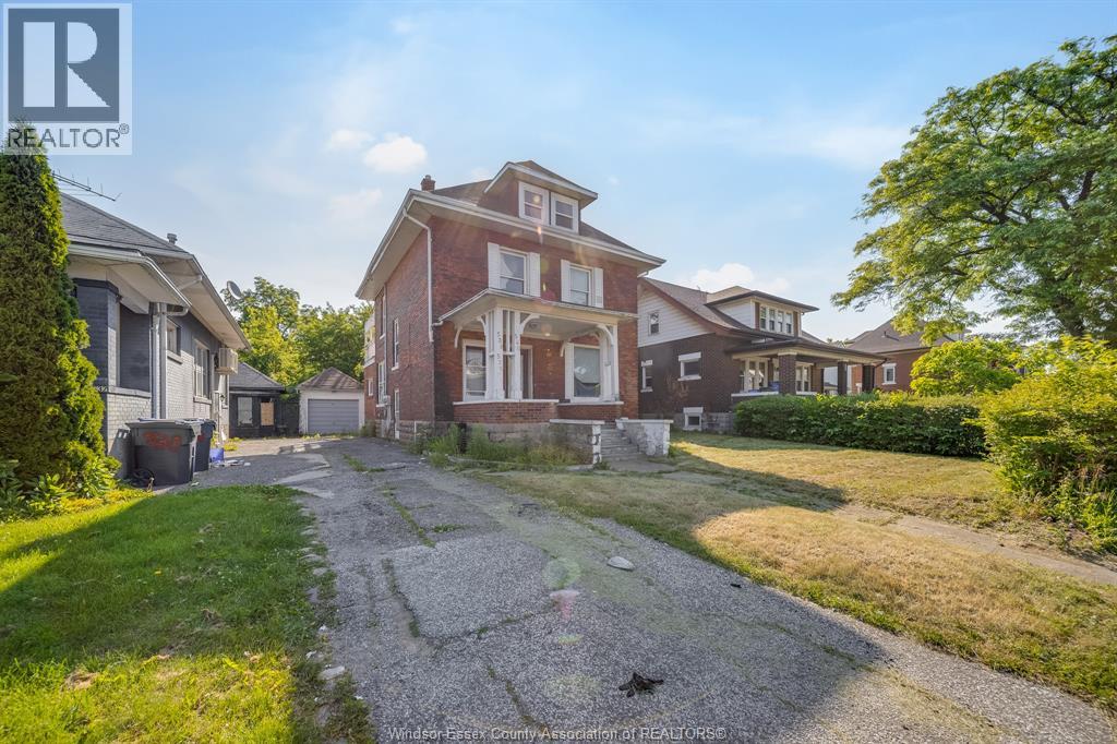 540 CAMPBELL AVENUE - 15