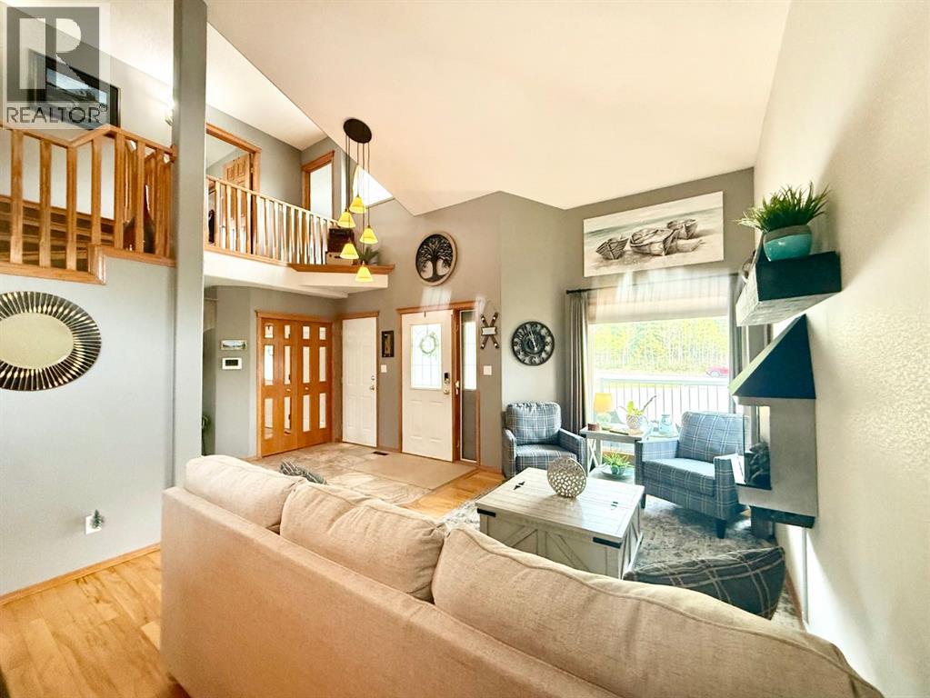 150 HALLAM Drive — photo 8