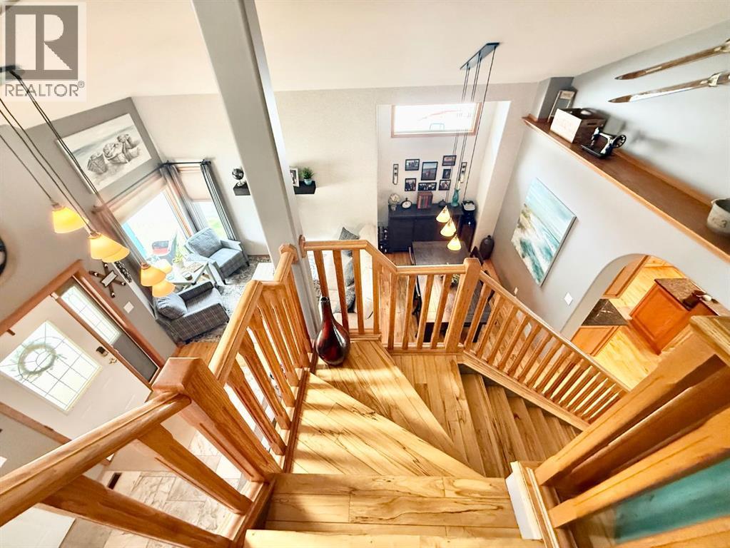 150 HALLAM Drive — photo 31
