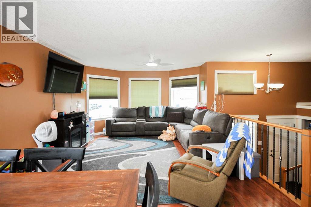 3709 69 Street - photo 3