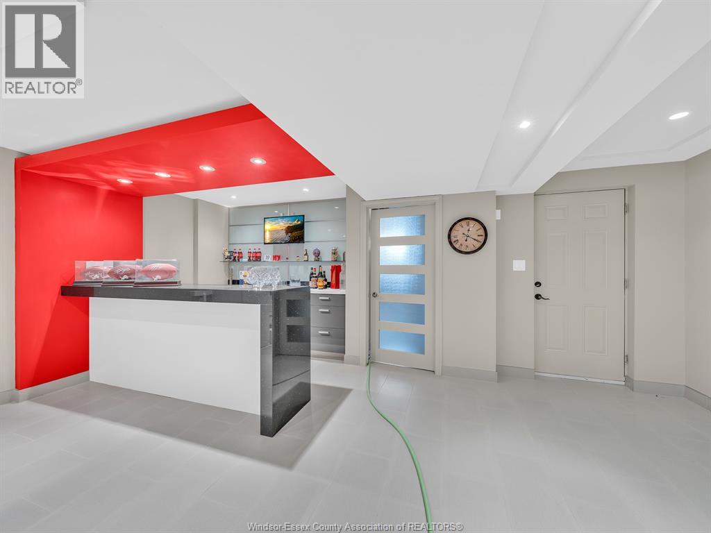 1049 HUNTINGTON BOULEVARD - 41
