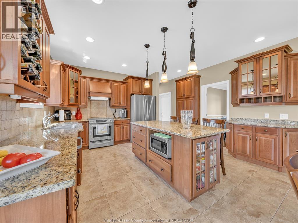1049 HUNTINGTON BOULEVARD - 14