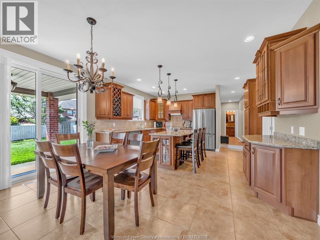 1049 HUNTINGTON BOULEVARD - 15