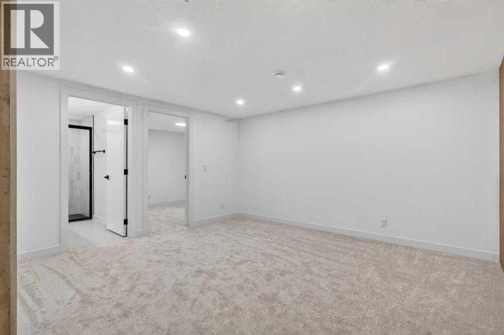 739 Sabrina Road SW — photo 21