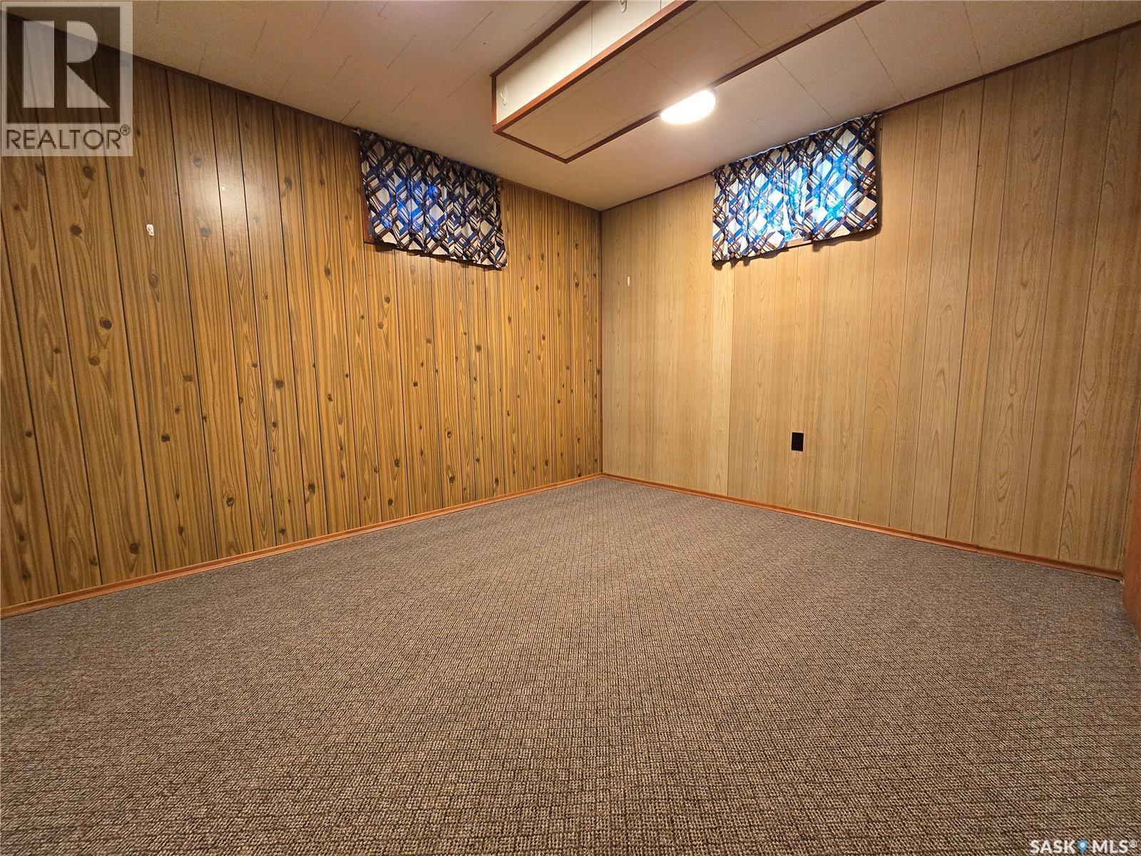 222 TORBAY STREET - 23