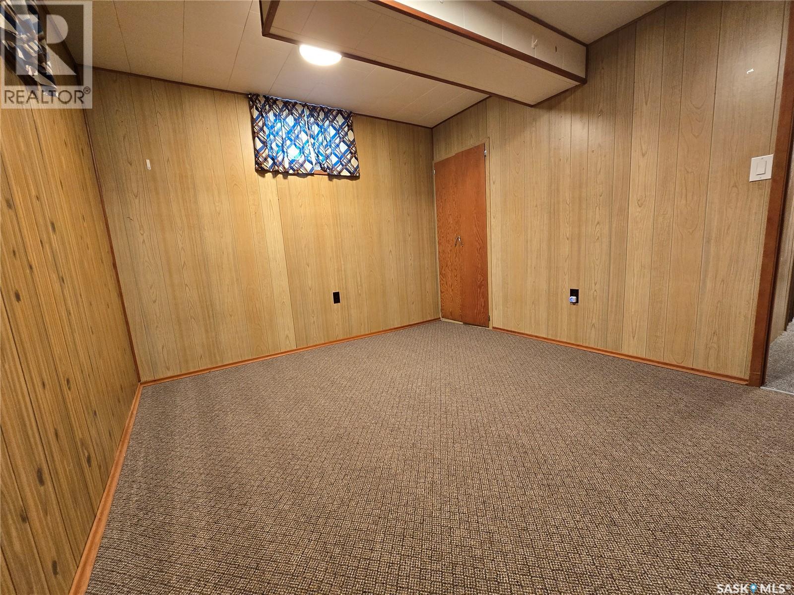 222 TORBAY STREET - 24