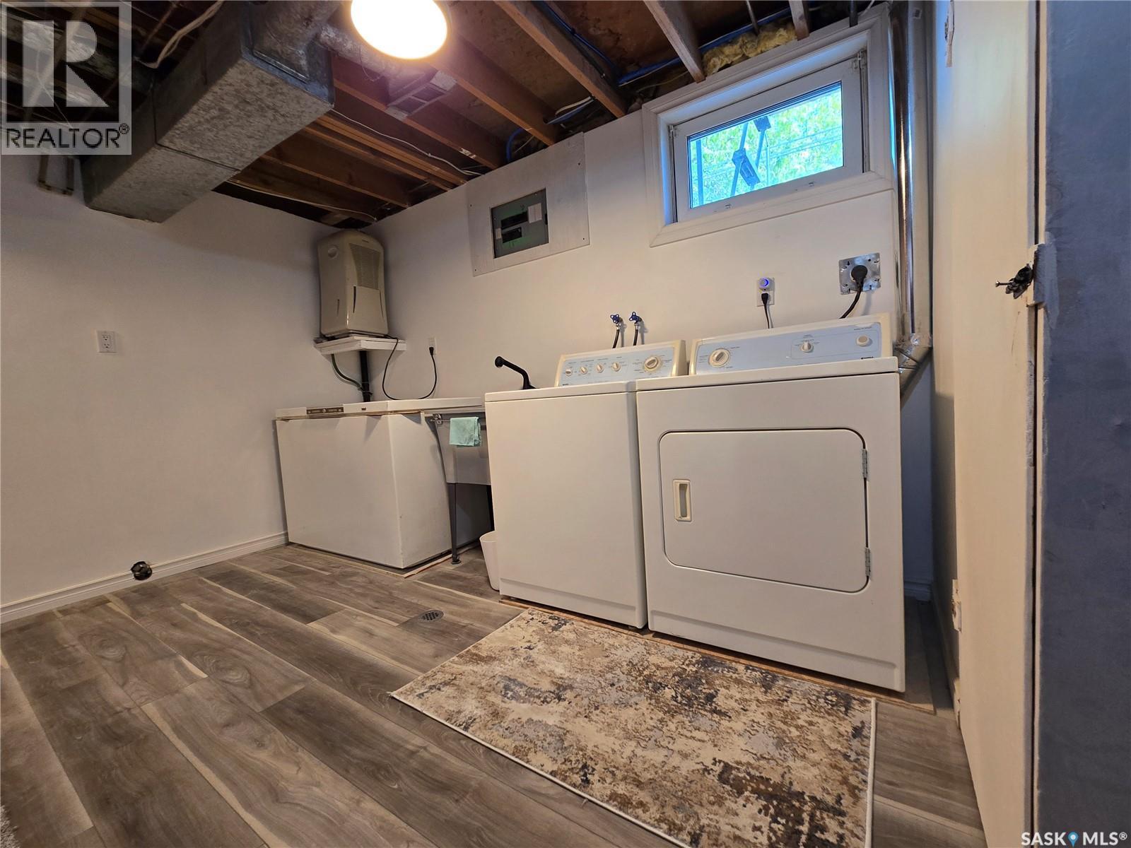 222 TORBAY STREET - 27