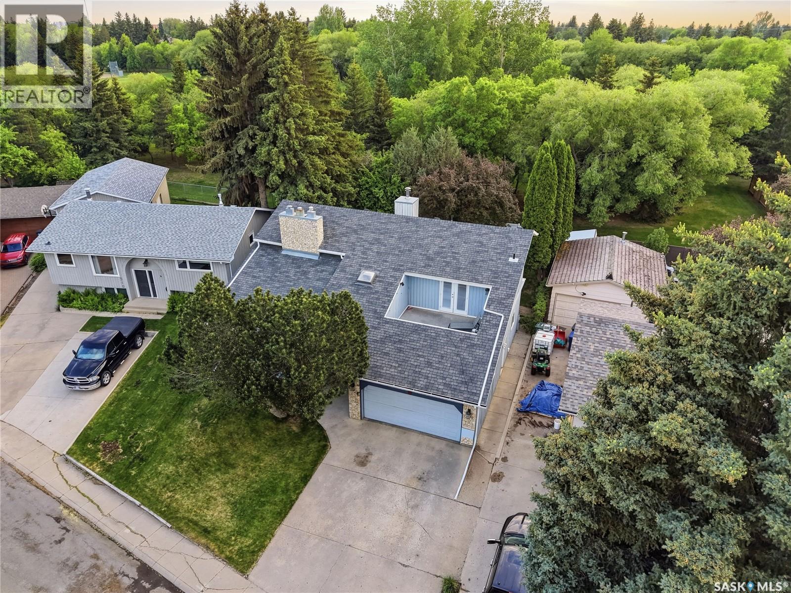 206 Willoughby CRESCENT — photo 71