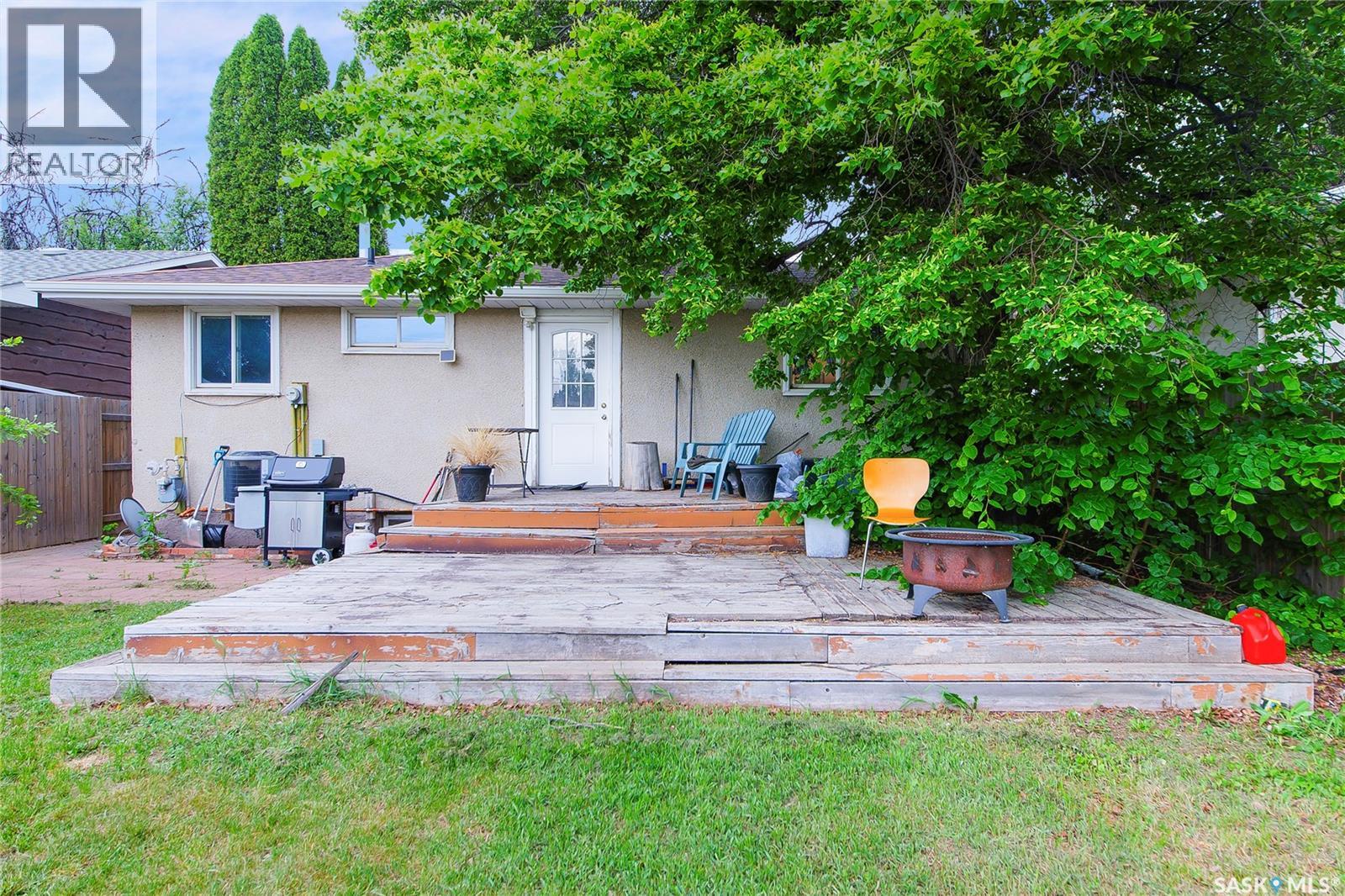 1615 Vickies AVENUE — photo 41