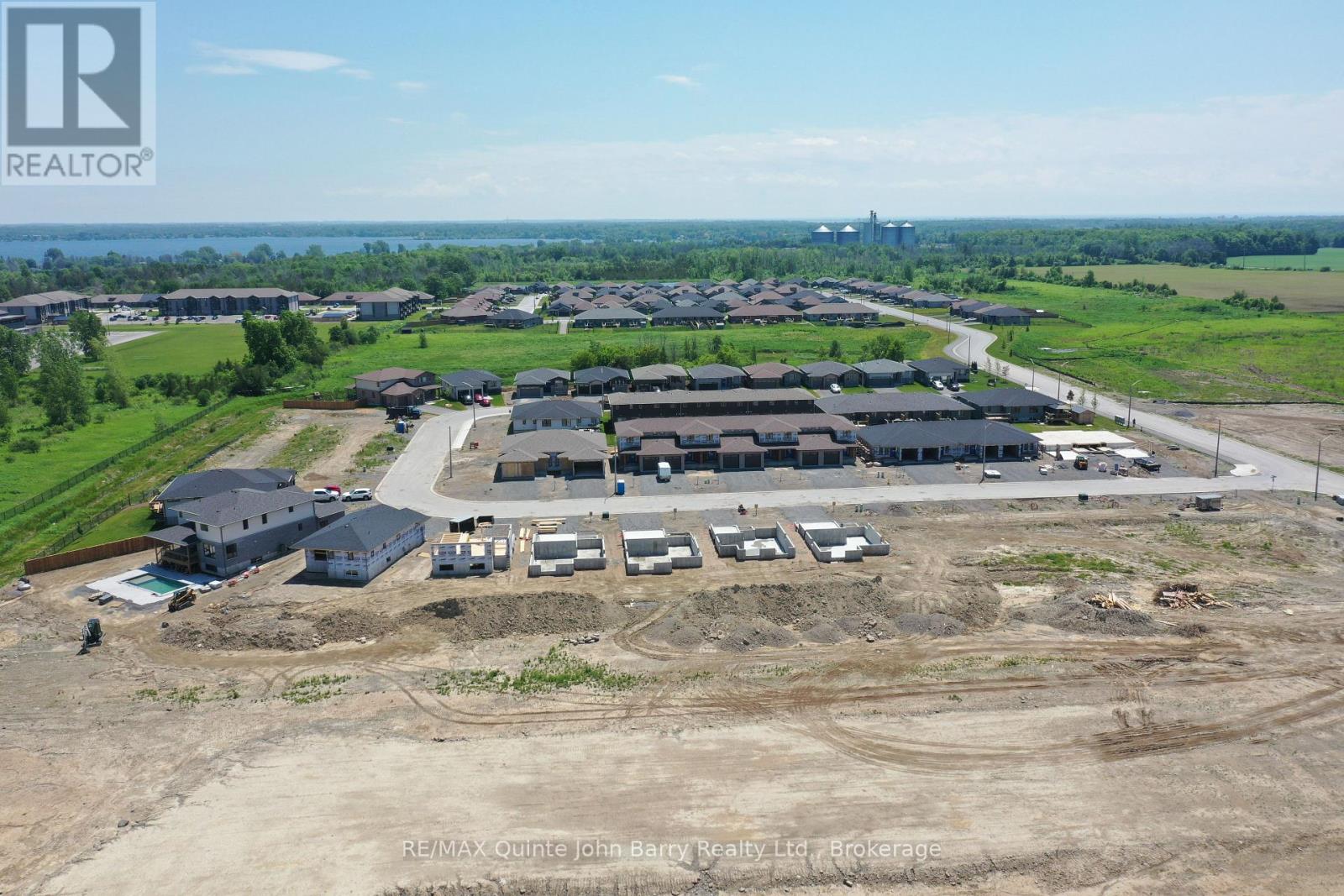 #LOT 44 39 PARKLAND CIRCLE - 25