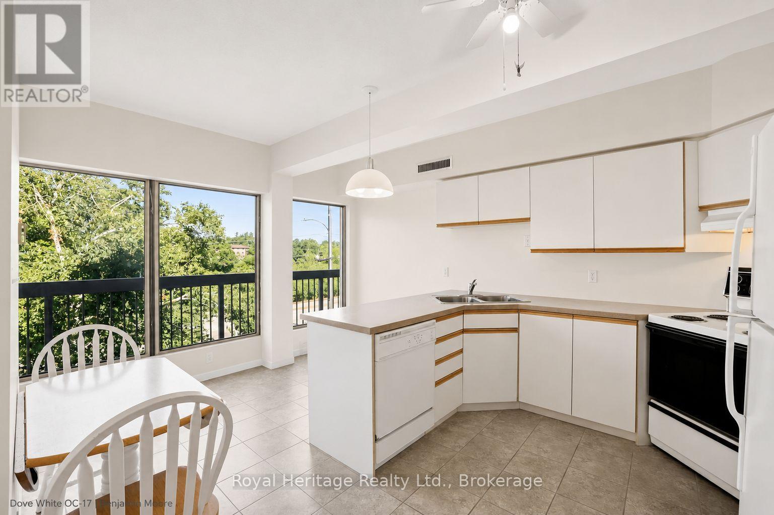 #211 40 AUBURN STREET - 10