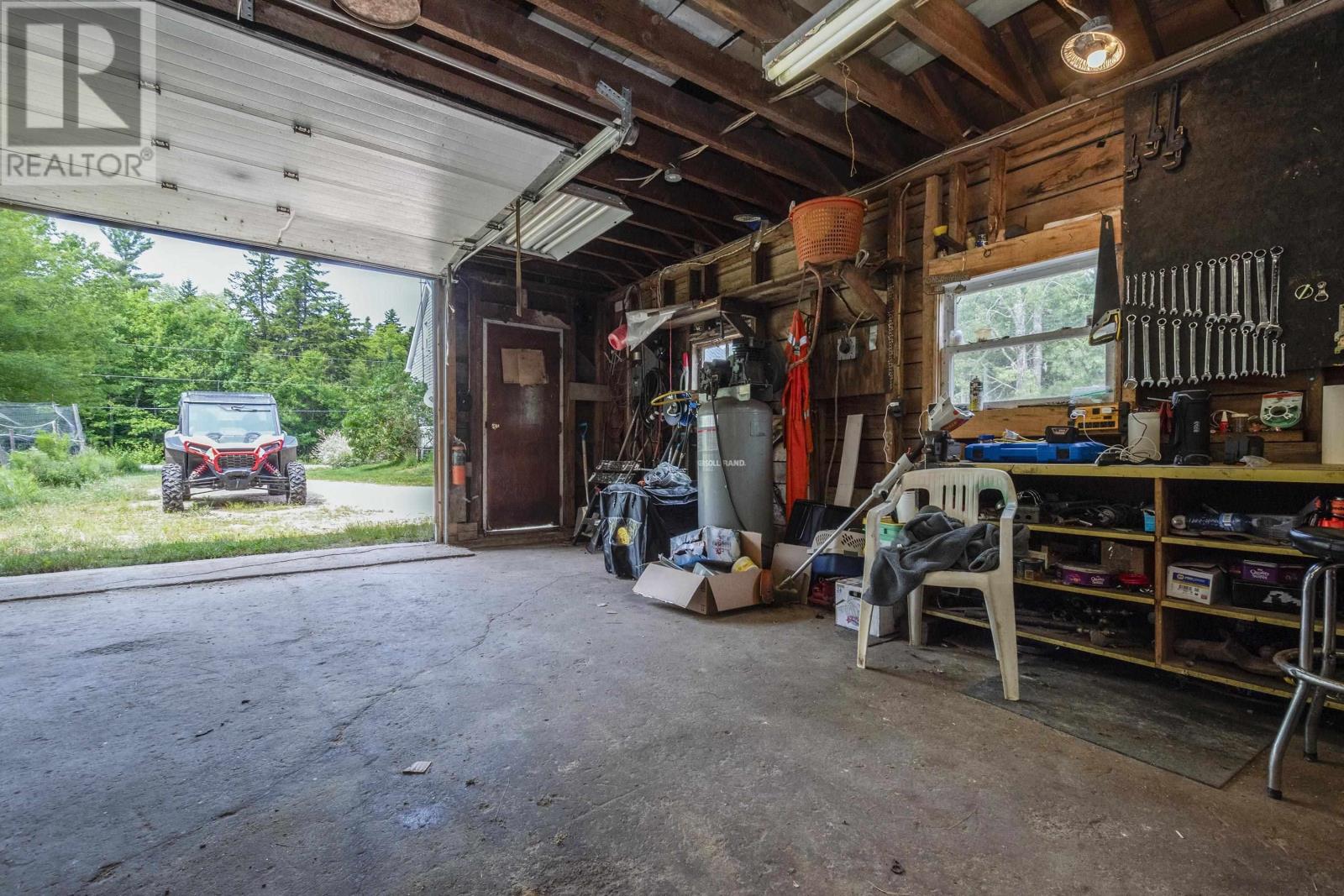 Property 30 of 33 of 672 East Dalhousie Road