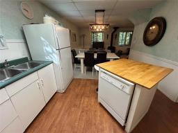 4 80 Sherwood Street, Gull Lake, MB R0E0C0 Photo 41