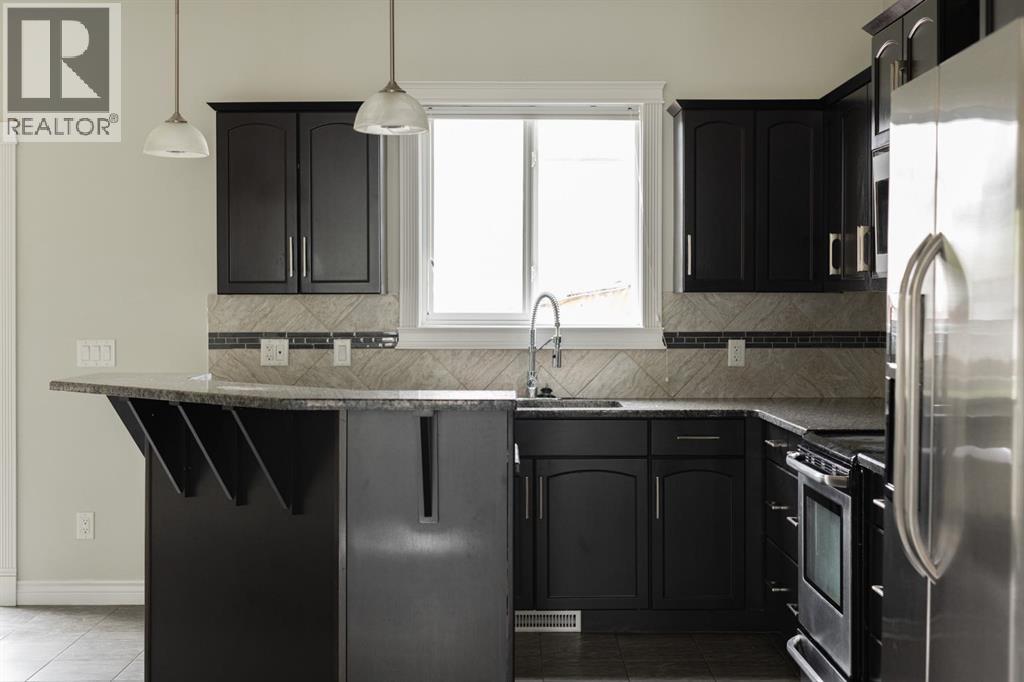 474 Walnut Crescent — photo 12