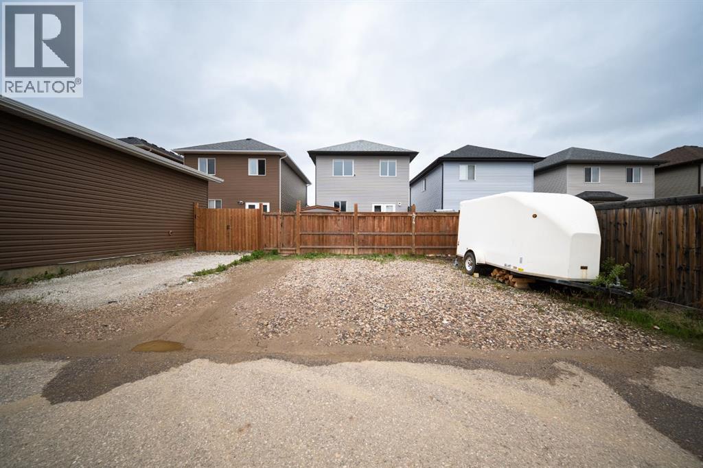 474 Walnut Crescent — photo 47