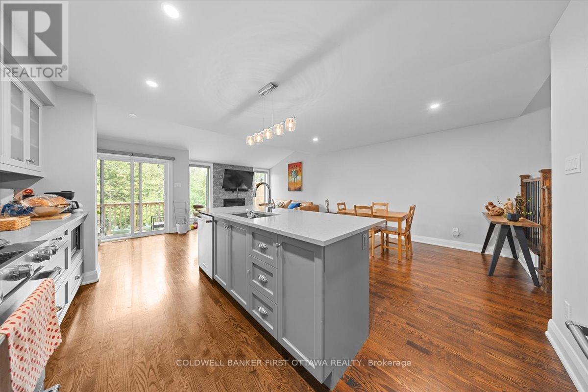 3 Bed, 3 Bath House for Sale in Ottawa – 52 PORTER STREET, Ottawa – MLS# X13414604 - Image 18