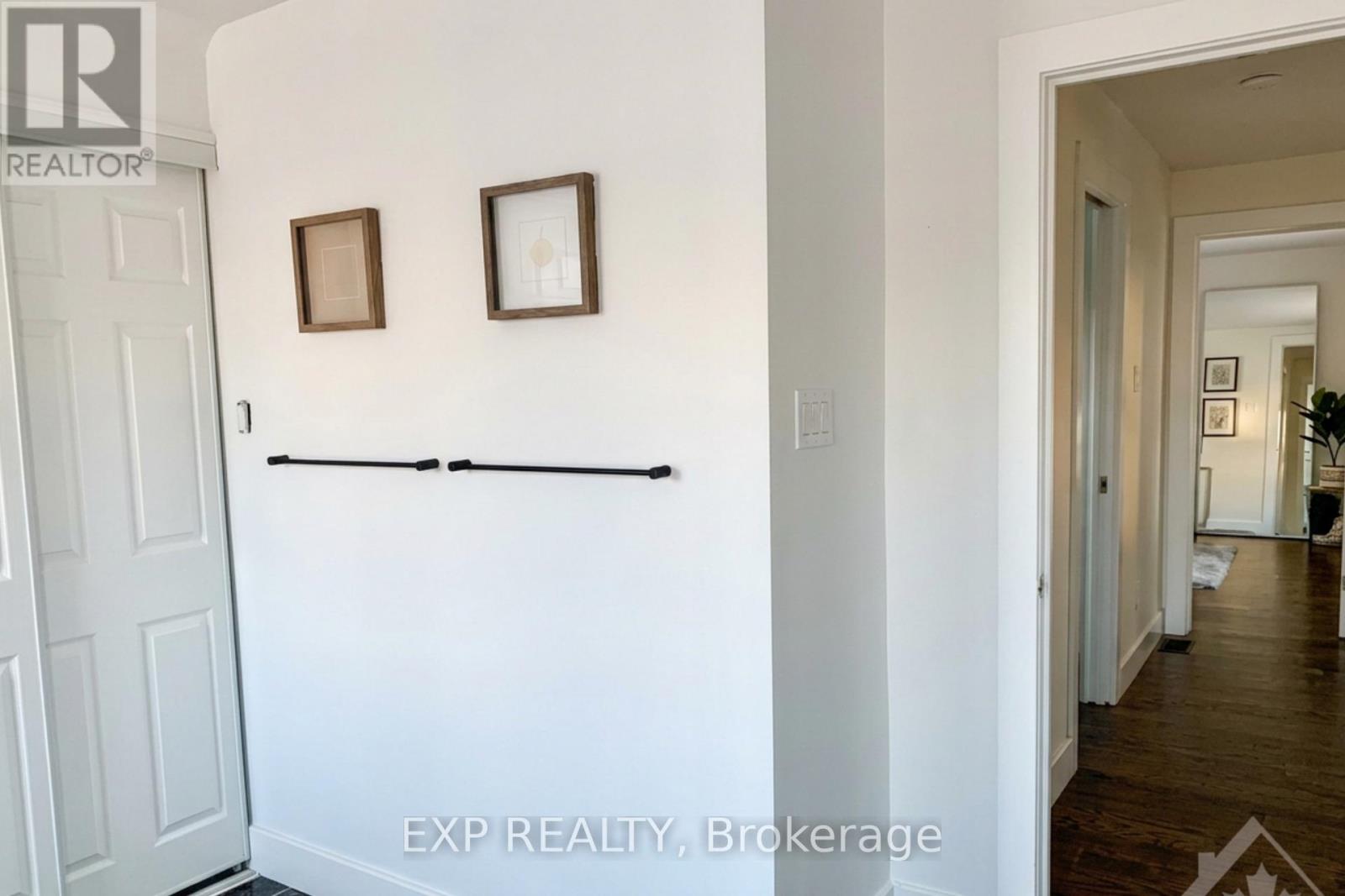 2 Bed, 3 Bath House for Sale in Ottawa – 323 MONTFORT STREET, Ottawa – MLS# X13414842 - Image 23