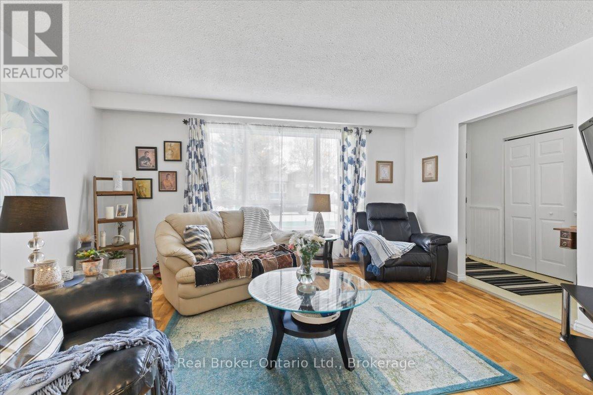 109 MILLER CRESCENT - 7