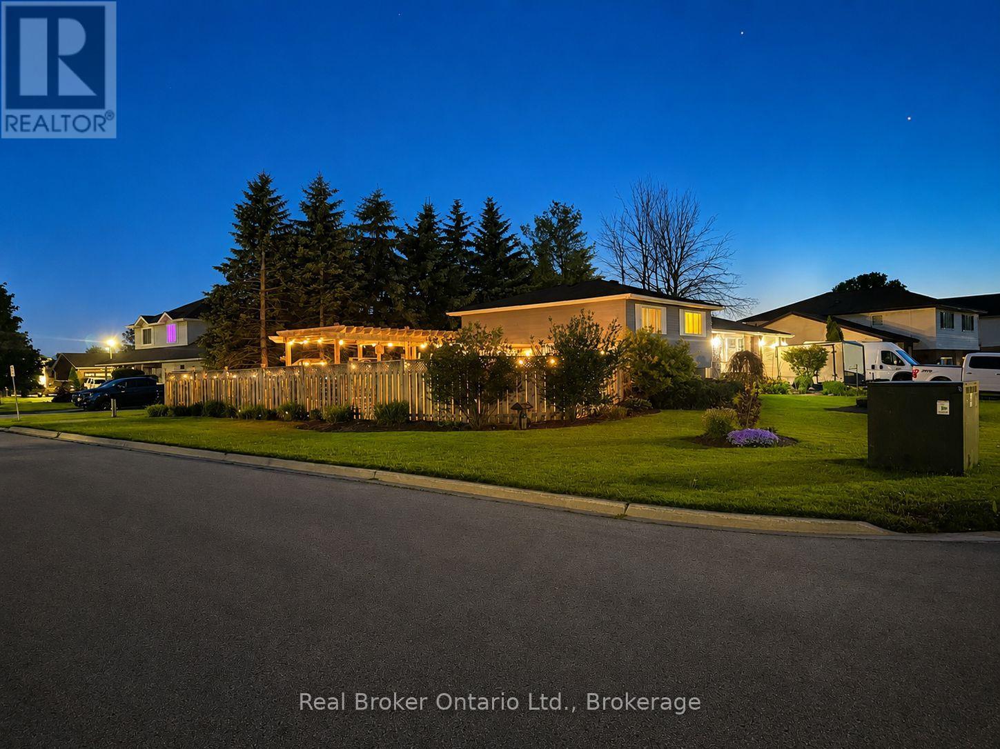 109 MILLER CRESCENT - 3