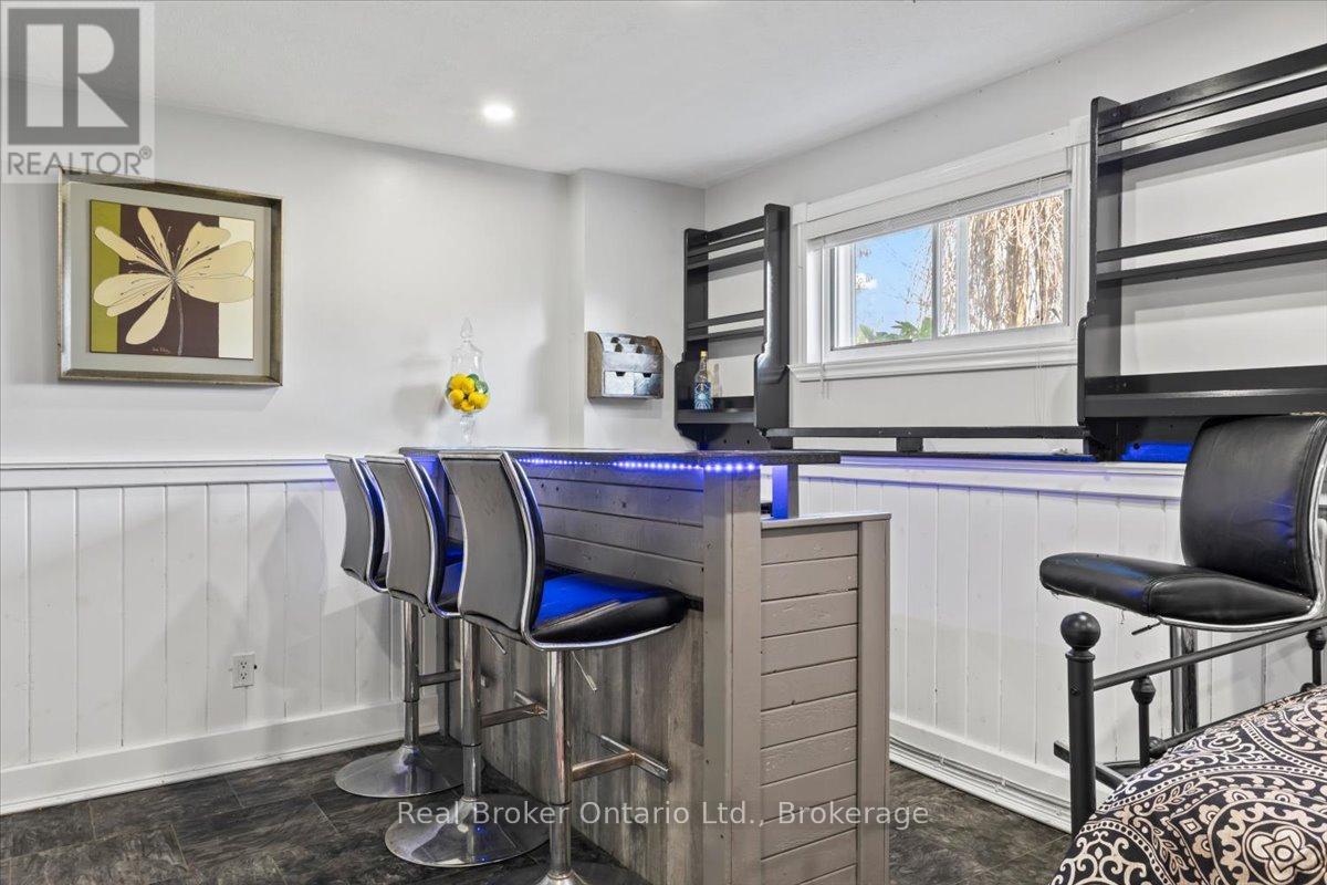109 MILLER CRESCENT - 16