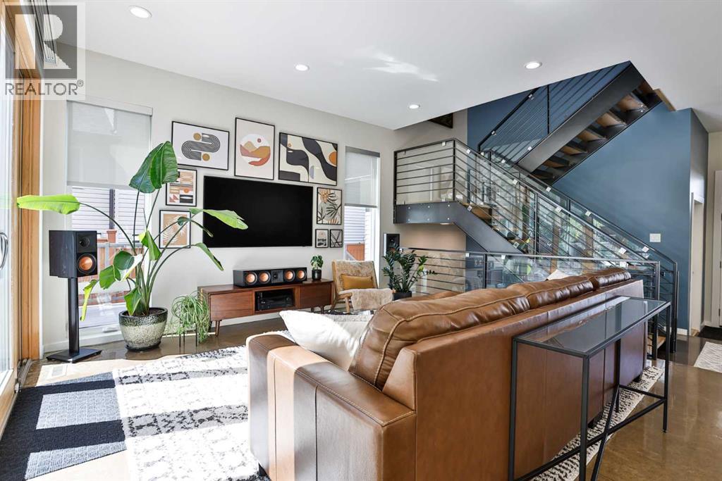 22 Riverland Close W — photo 10