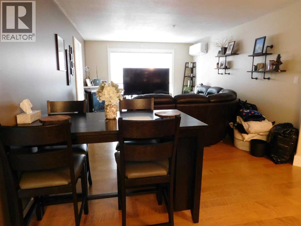 #203 5901 71 Avenue - 11