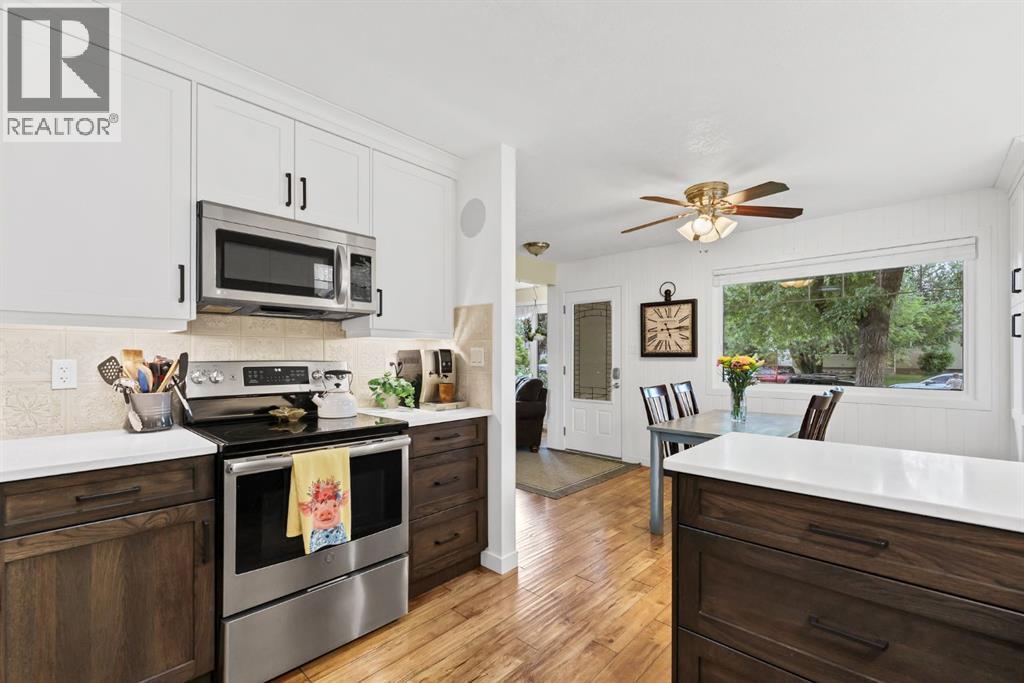 2520 22 Avenue SE — photo 6