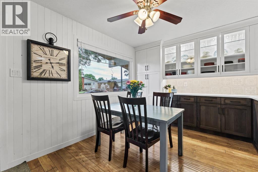 2520 22 Avenue SE — photo 11