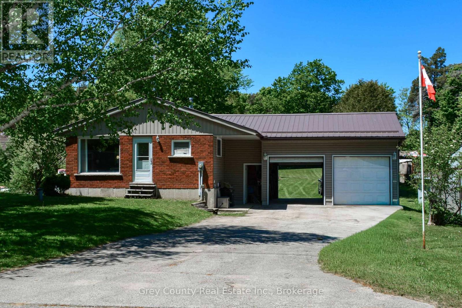 580293 SIDEROAD 60 SIDE ROAD W, Chatsworth — photo 3