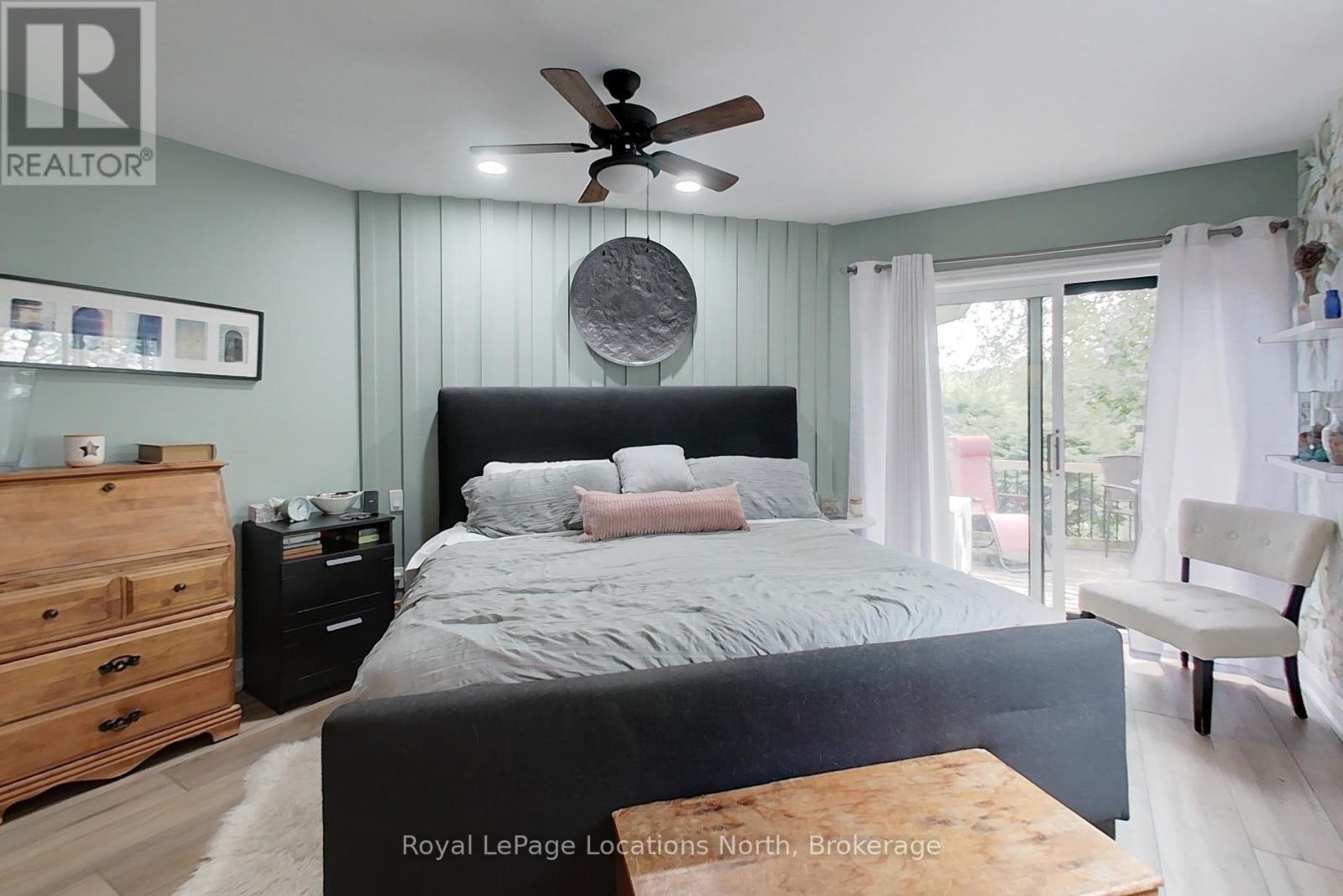 26106 EUPHRASIA ST. VINCENT TOWNLINE - 25