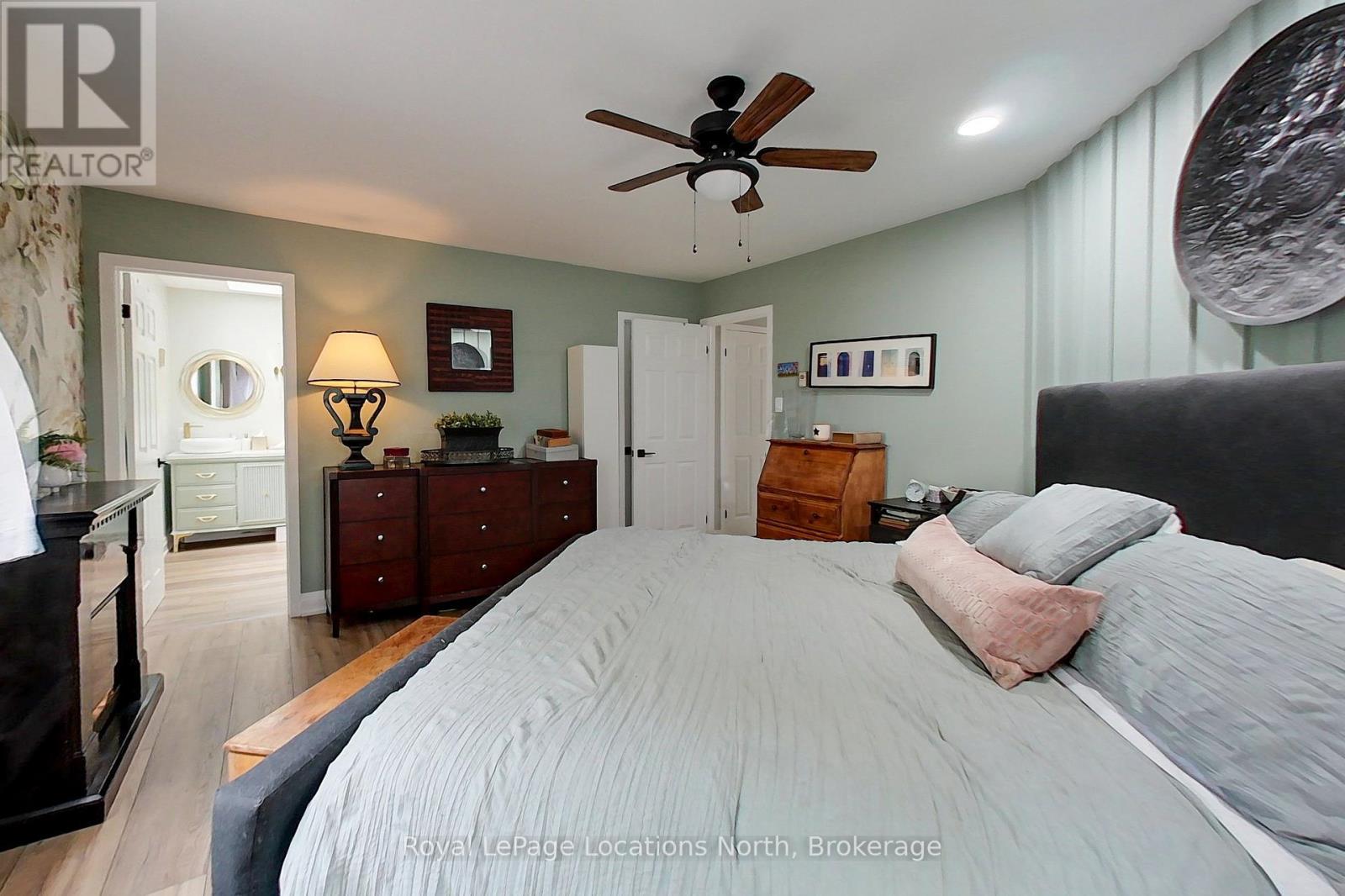 26106 EUPHRASIA ST. VINCENT TOWNLINE - 26