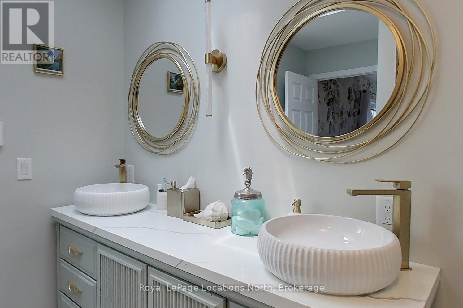 26106 EUPHRASIA ST. VINCENT TOWNLINE - 28