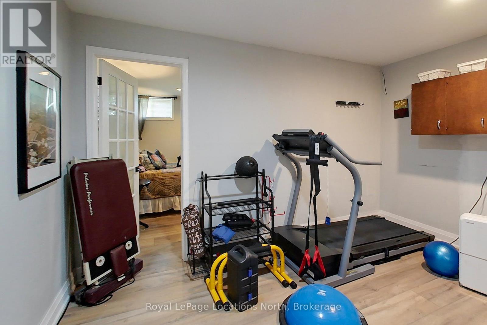 26106 EUPHRASIA ST. VINCENT TOWNLINE - 38