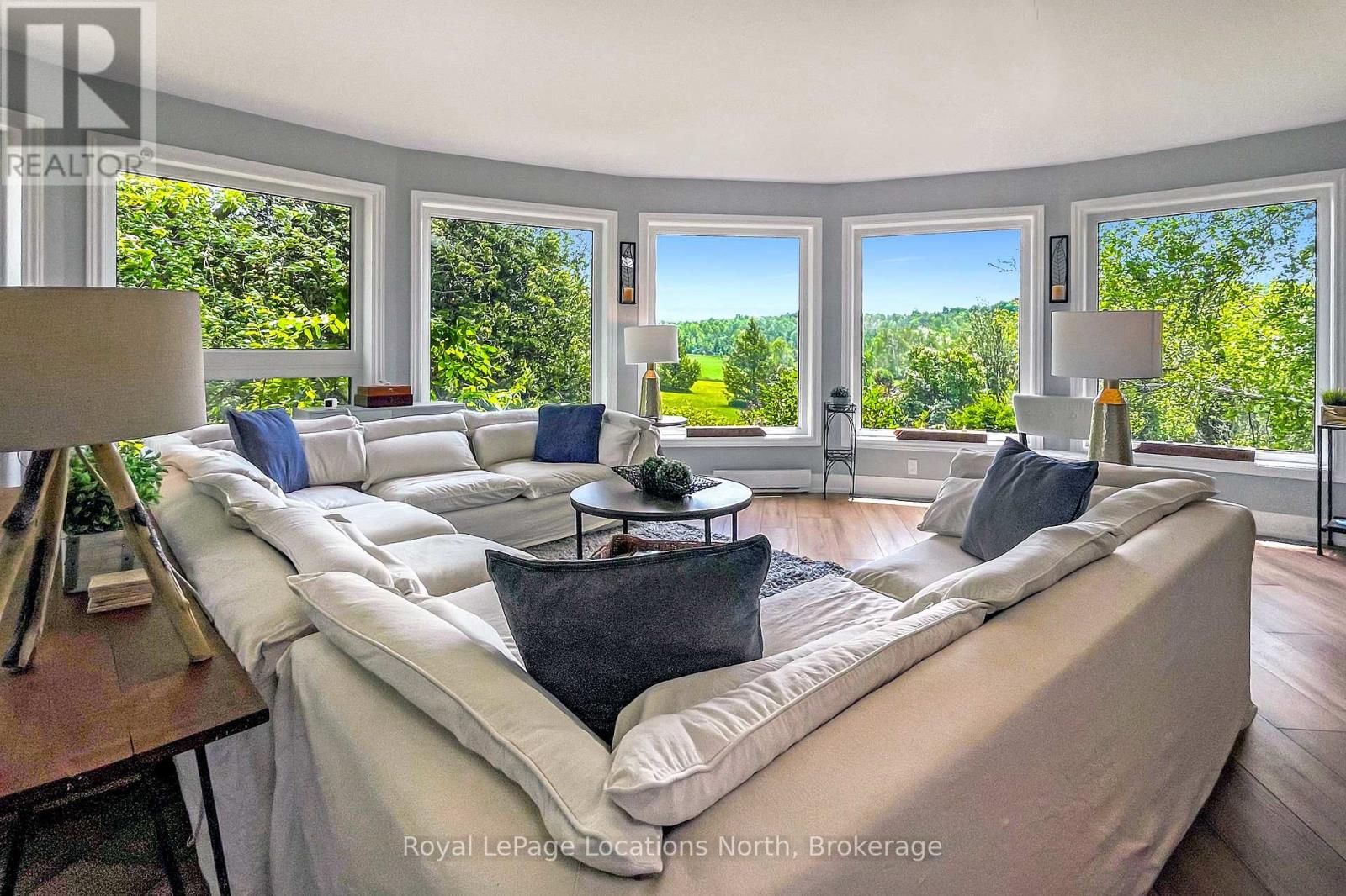 26106 EUPHRASIA ST. VINCENT TOWNLINE - 8