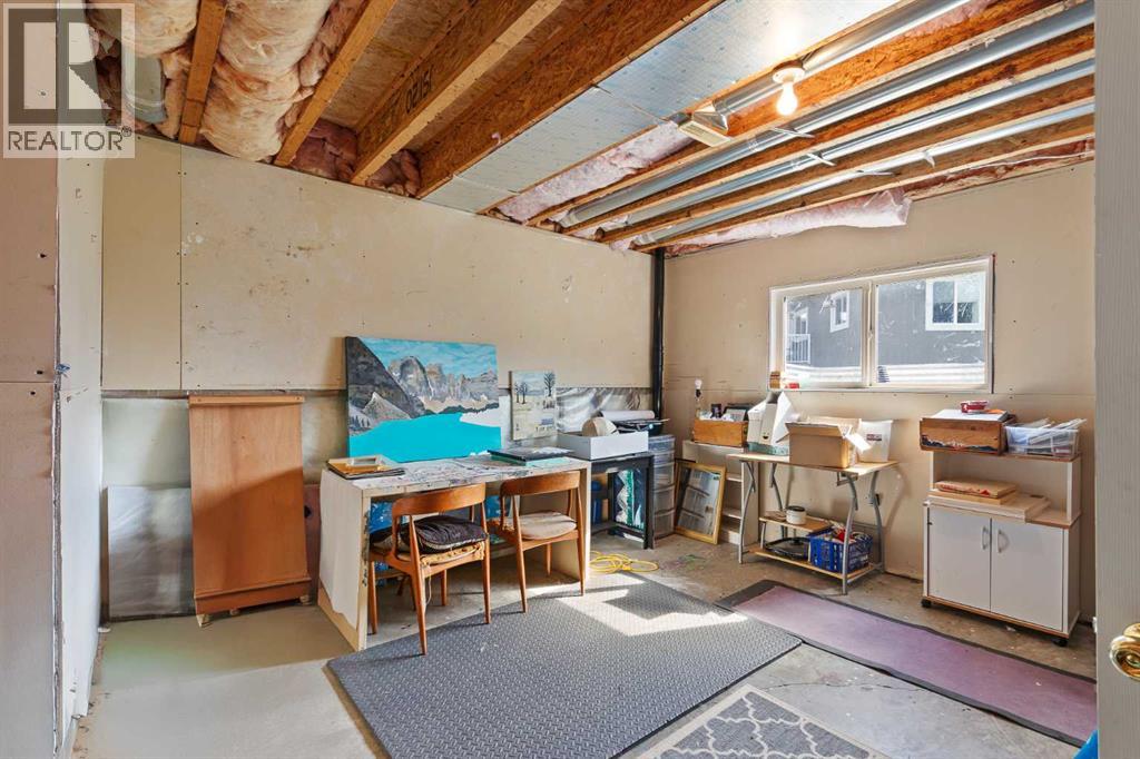 110 Pleasant Drive - 46