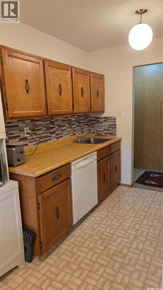 102-A 1350 Gordon ROAD — photo 12