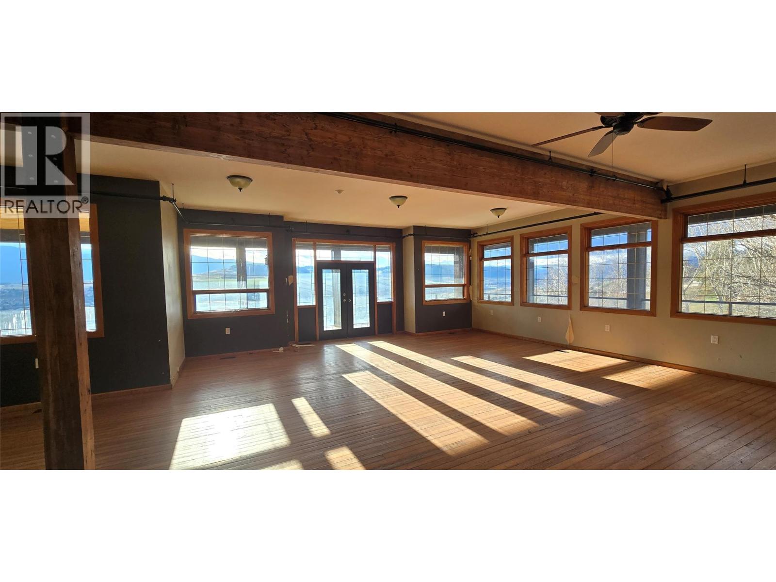 3111 Agnew Road, Vernon