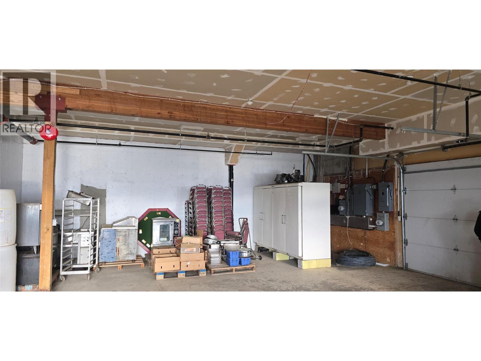 3111 Agnew Road, Vernon