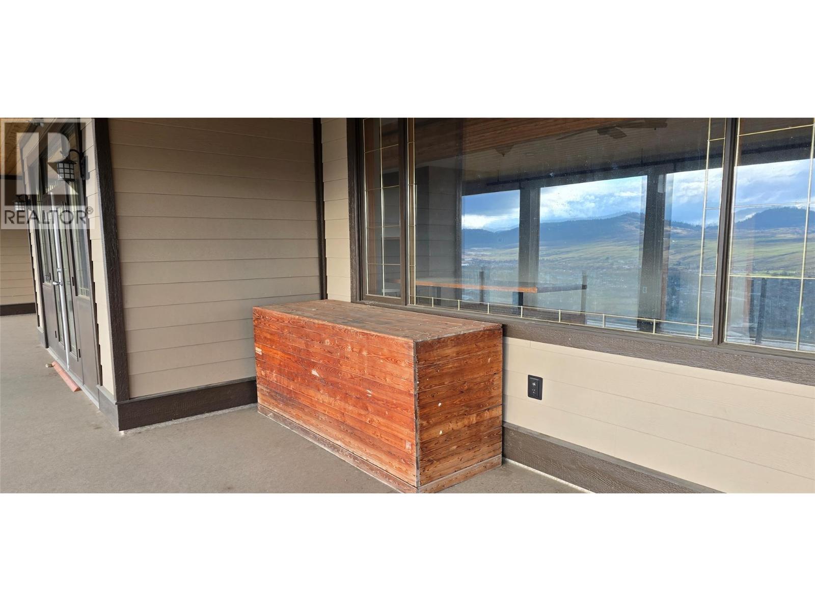 3111 Agnew Road, Vernon