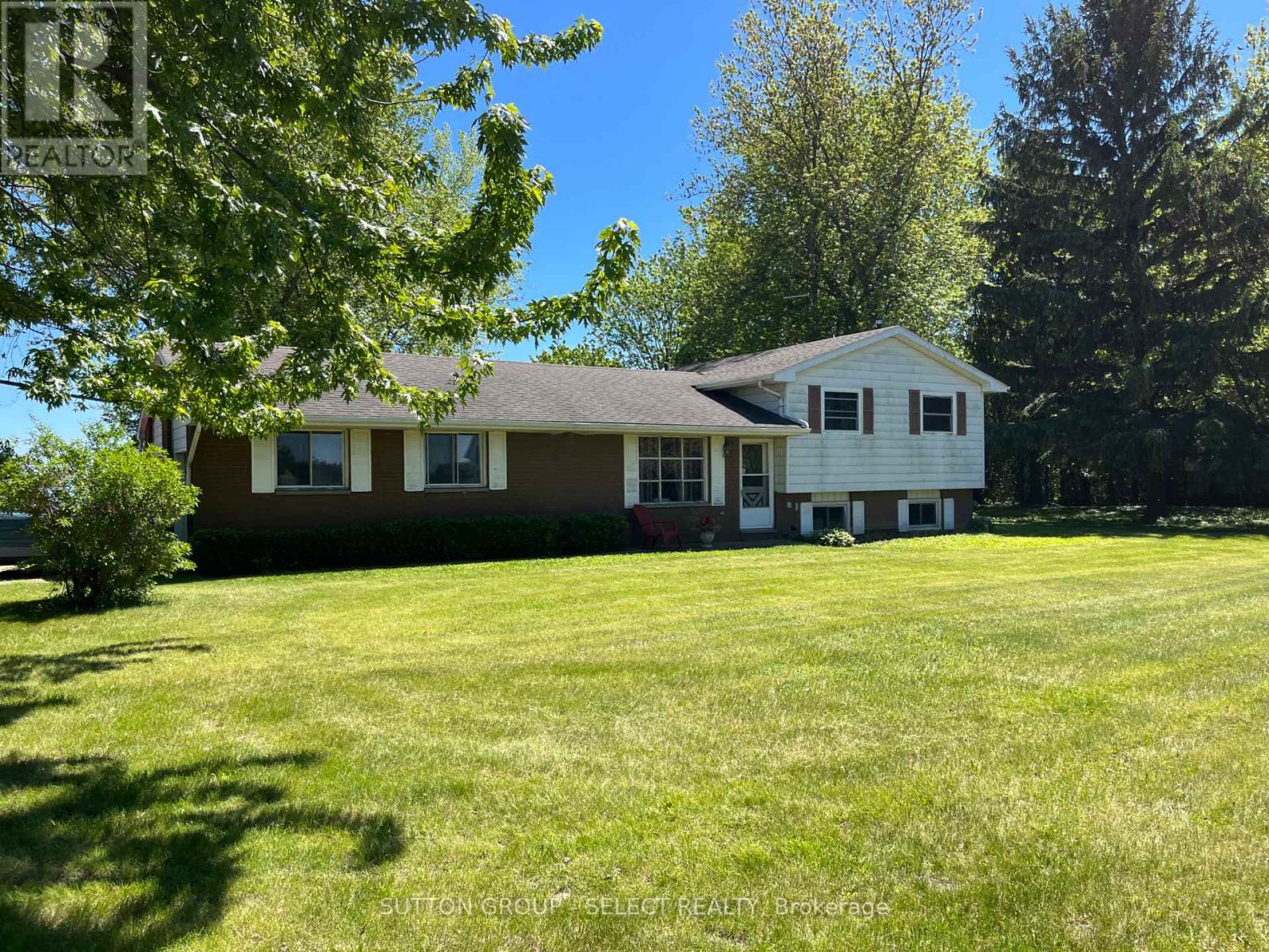 7504 TALBOT TRAIL - 7