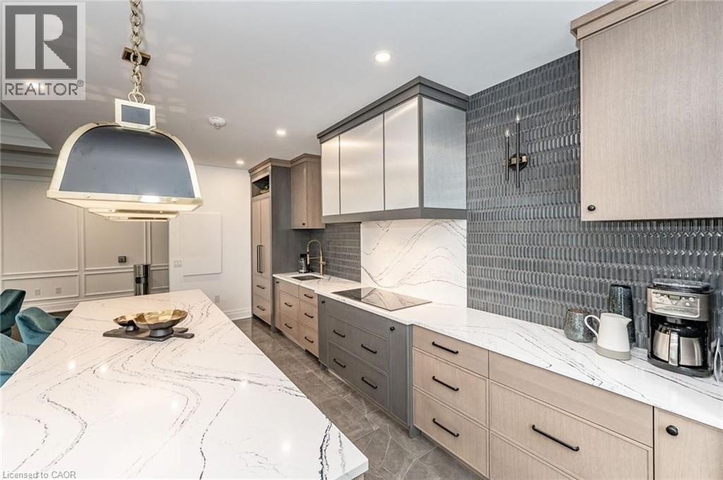 #1303 2060 LAKESHORE Road - 34