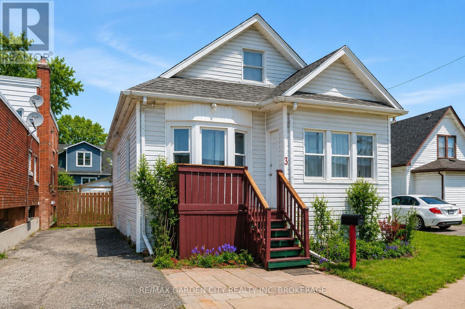 3 DELAWARE AVENUE - 1