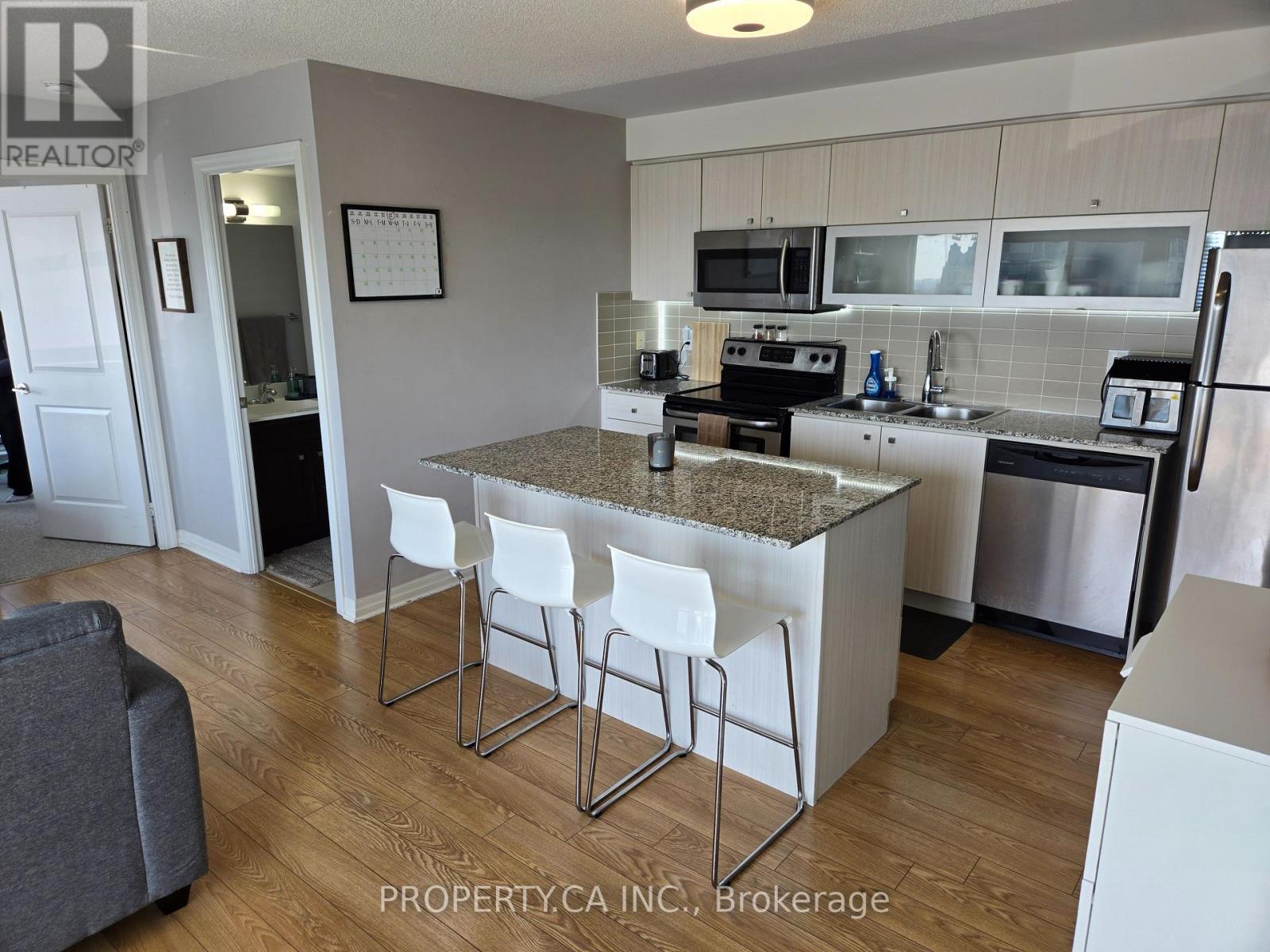 #1710 2015 SHEPPARD AVENUE E - 1