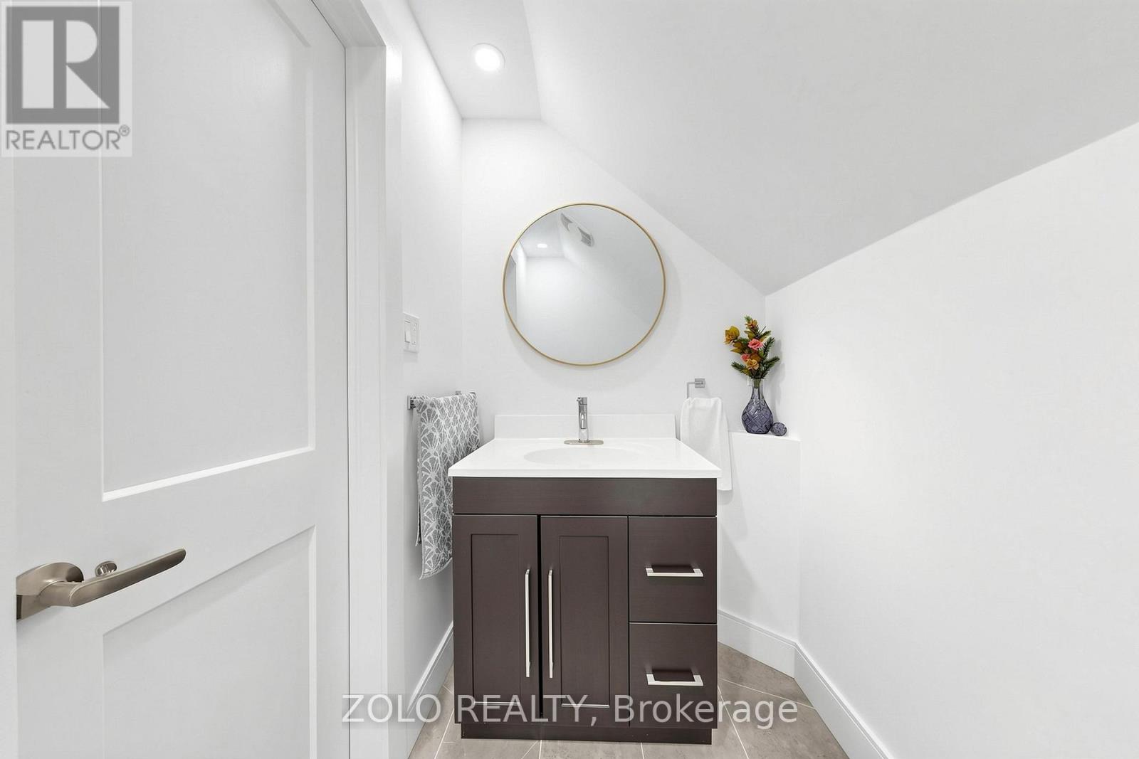 84 EAST 15TH STREET - 28