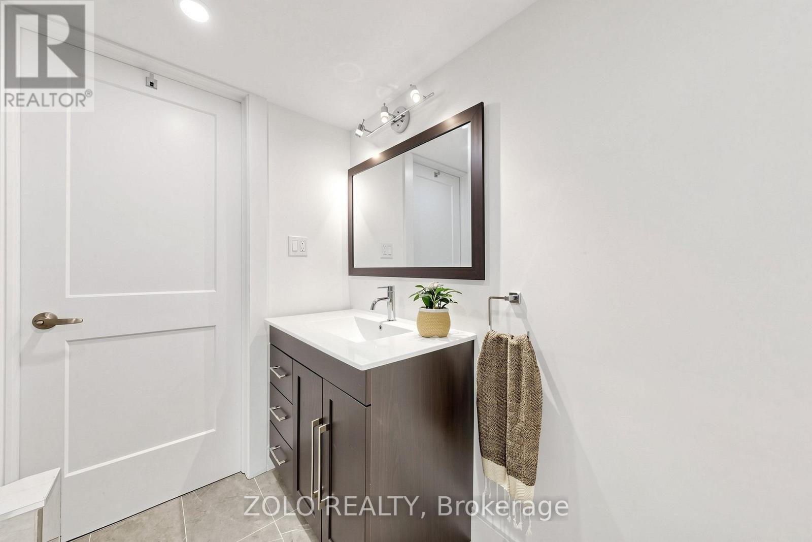 84 EAST 15TH STREET - 34