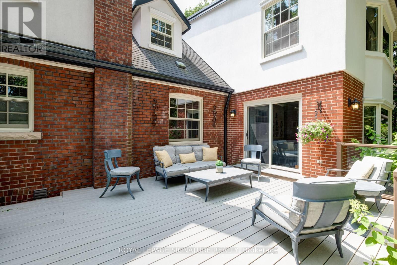 20 TAYLOR DRIVE - 34