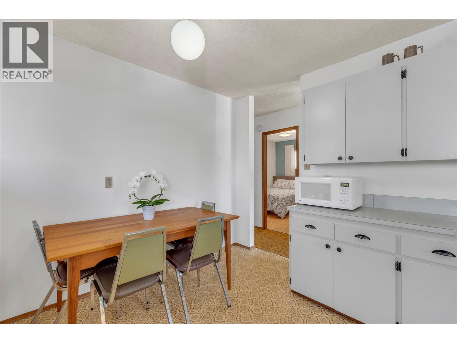 411 Auburn Cres, Princeton