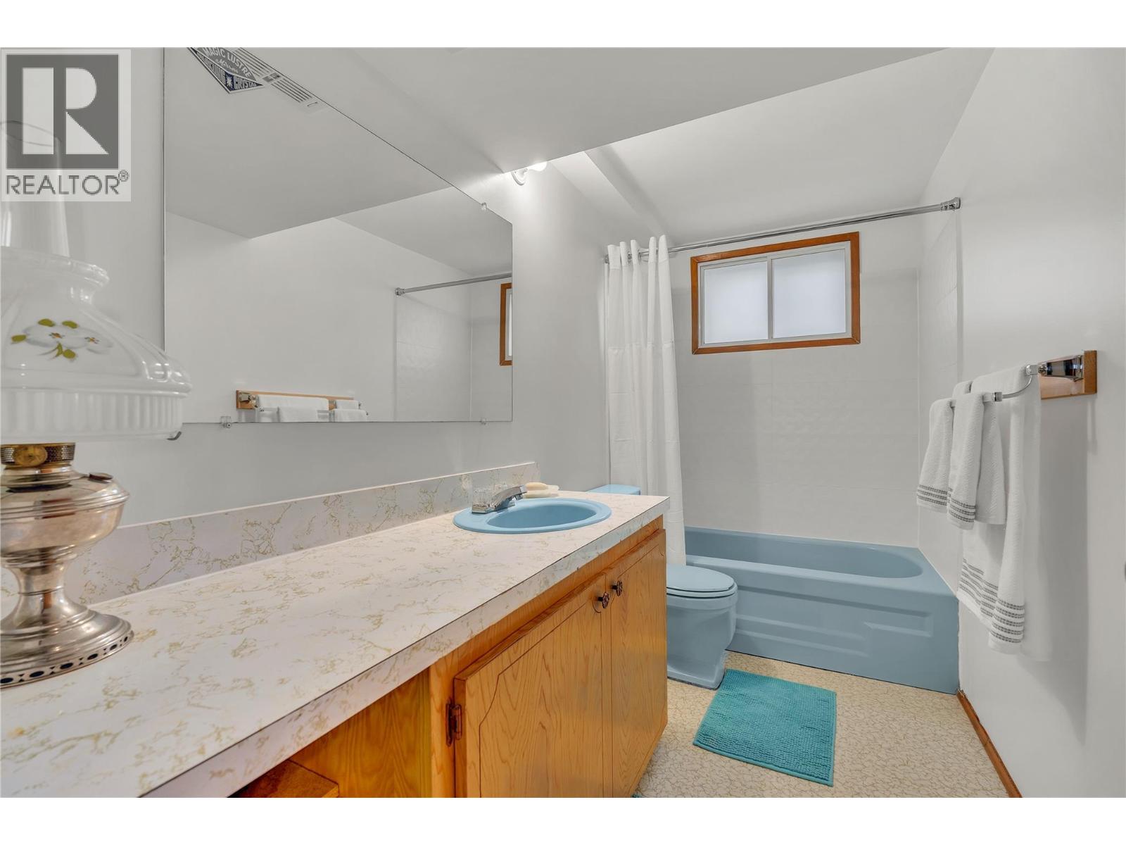 411 Auburn Cres, Princeton